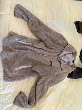Patagonia Cozy Plush Teddy Fleece Jacket - Taupe